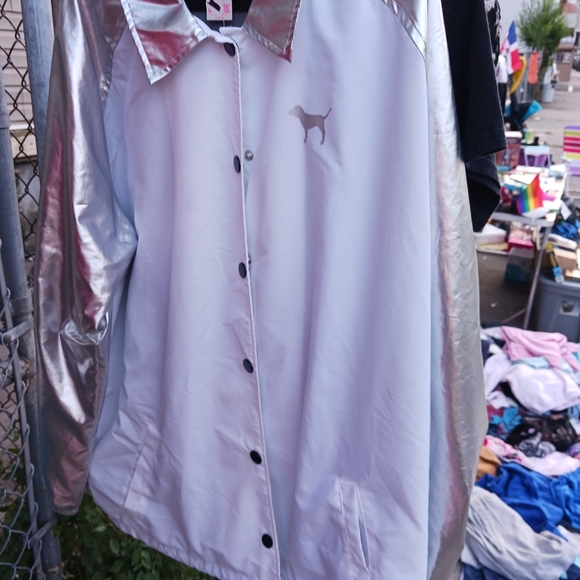 LOVE PINK BUTTON-UP WINDBREAKER - Picture 3 of 3